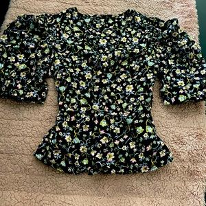 Ruffled Shoulder Fitted Blouse